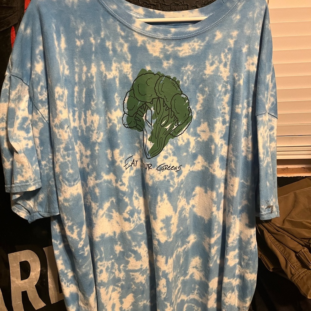 “Eat your greens” Tie-dye T-Shirt